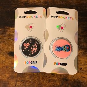 NWT Popsocket Bundle